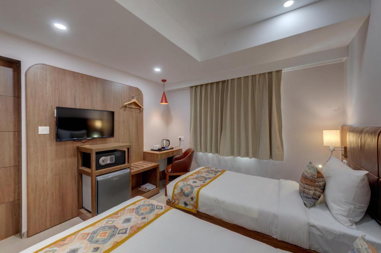The Beacon Hotel วาโดดารา ภายนอก รูปภาพ